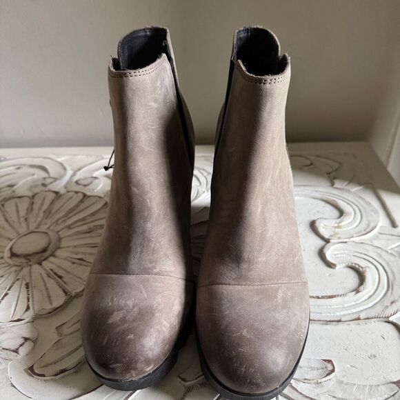 Sorel Taupe Wedge Ankle Booties - Picture 3 of 7